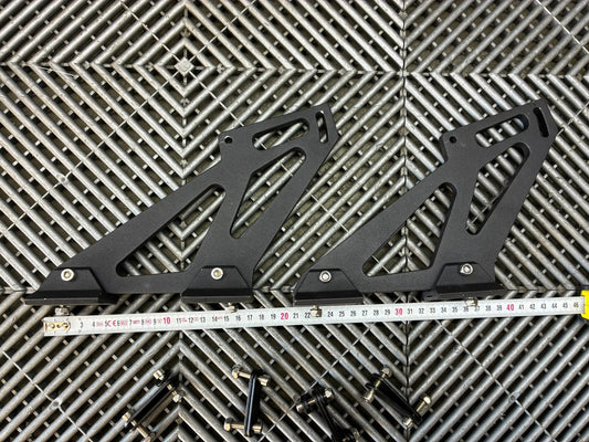 New. Rear wing/Spoiler Mount Bracket Universal
