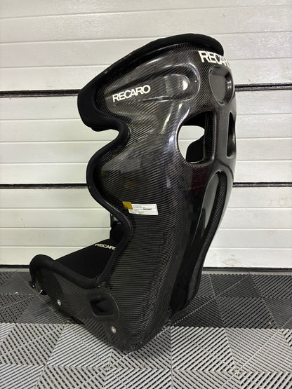 Used. Recaro Race 1400 R Full carbon seat. Homo till 2028