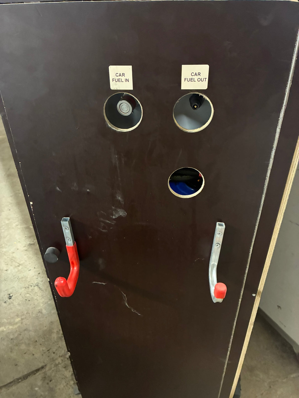 Used.  57L. Mobile fueling bowser (fuel transfer station)