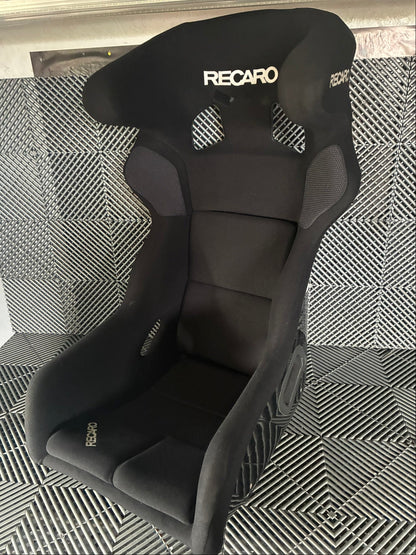 Used. Recaro Pro Racer SPG XL Hans racing seat. Homo till 2022